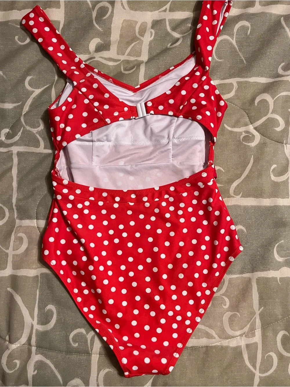 Cupshe Women's Red/White Polka Dot Belted Lined One-Piece Swimsuit Size M B Cup